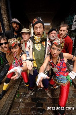 Gogol Bordello - Gypsy Punks Underdog World Strike 2005