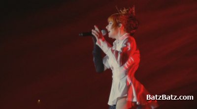 Mylene Farmer - Stade de France 5 ON TOUR INDOOR - Images exclusives indoor (2010)