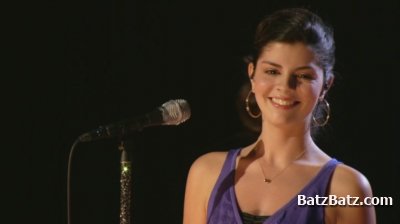 Nikki Yanofsky - Nikki Live In Montreal (2010) [DVD9]