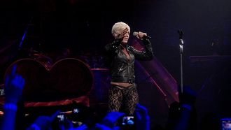 Pink: Funhouse Tour - Live In Australia (2009) BDRip