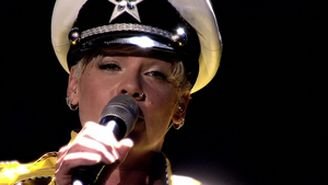 Pink: Funhouse Tour - Live In Australia (2009) BDRip