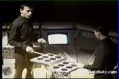 Kraftwerk - DVD Activity The Videos (2007) DVD5