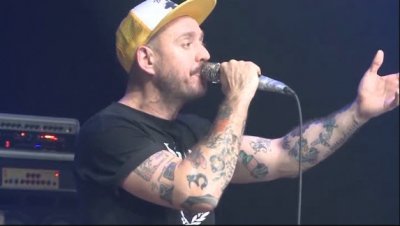   -  Live (2013) WEBRip