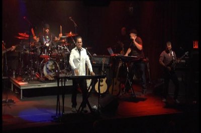 Neal Morse - Live Momentum (2013) 2xDVD9