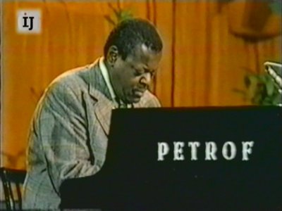 Oscar Peterson & Count Basie - Together in Concert 1974 (2008)