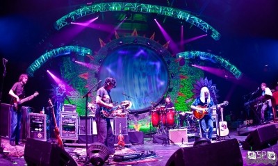 The String Cheese Incident - Born on the Wrong Planet 1997