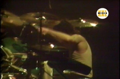 Motorhead - Grind Ya Down: Live in Toronto, Canada 1988 (2010) DVD5