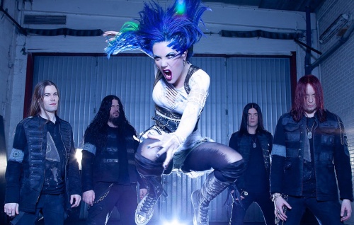 Alissa White-Gluz: ....       .