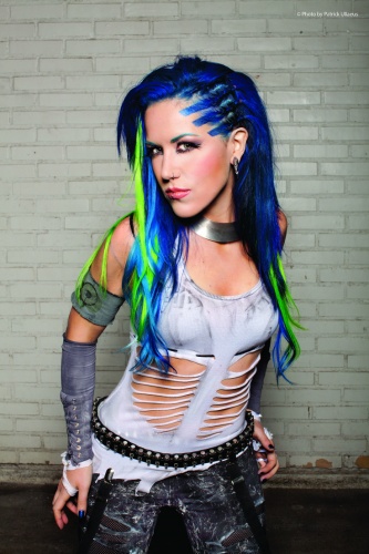 Alissa White-Gluz: ....       .