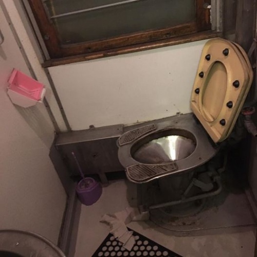 Группу Uriah Heep удивили туалеты поезда Одесса-Харьков