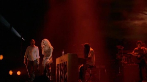 Shakira - Live & off record (2004)