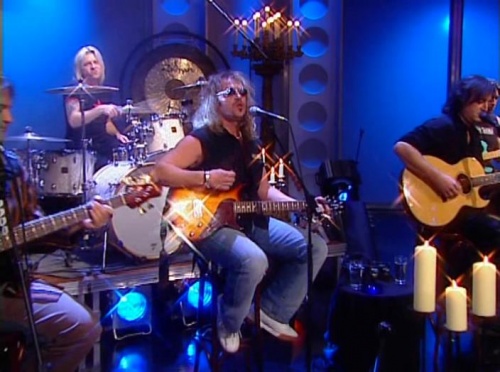 BONFIRE - ONE ACOUSTIC NIGHT (2005)