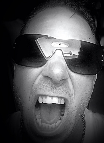 The Ironic Sweden � Here Comes The Freak (Single) (2017)